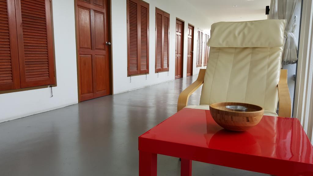 Barefeet Naturist Resort (Adults Only) Bangkok Eksteriør bilde
