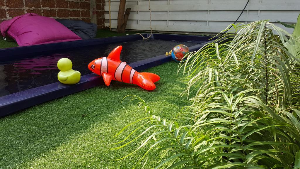 Barefeet Naturist Resort (Adults Only) Bangkok Eksteriør bilde