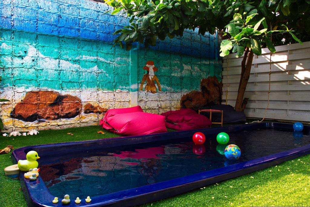 Barefeet Naturist Resort (Adults Only) Bangkok Eksteriør bilde