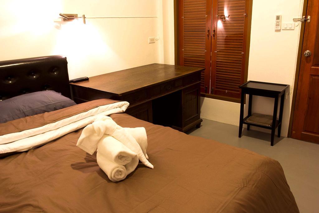 Barefeet Naturist Resort (Adults Only) Bangkok Eksteriør bilde