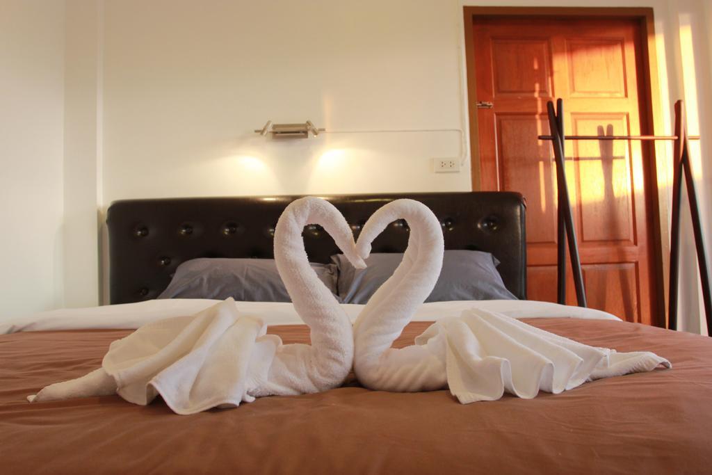 Barefeet Naturist Resort (Adults Only) Bangkok Eksteriør bilde