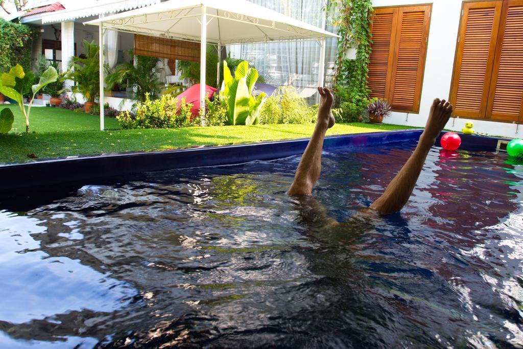 Barefeet Naturist Resort (Adults Only) Bangkok Eksteriør bilde