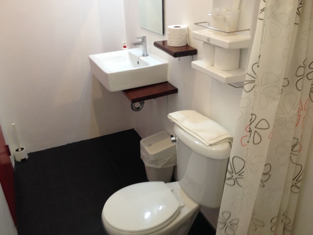 Barefeet Naturist Resort (Adults Only) Bangkok Eksteriør bilde