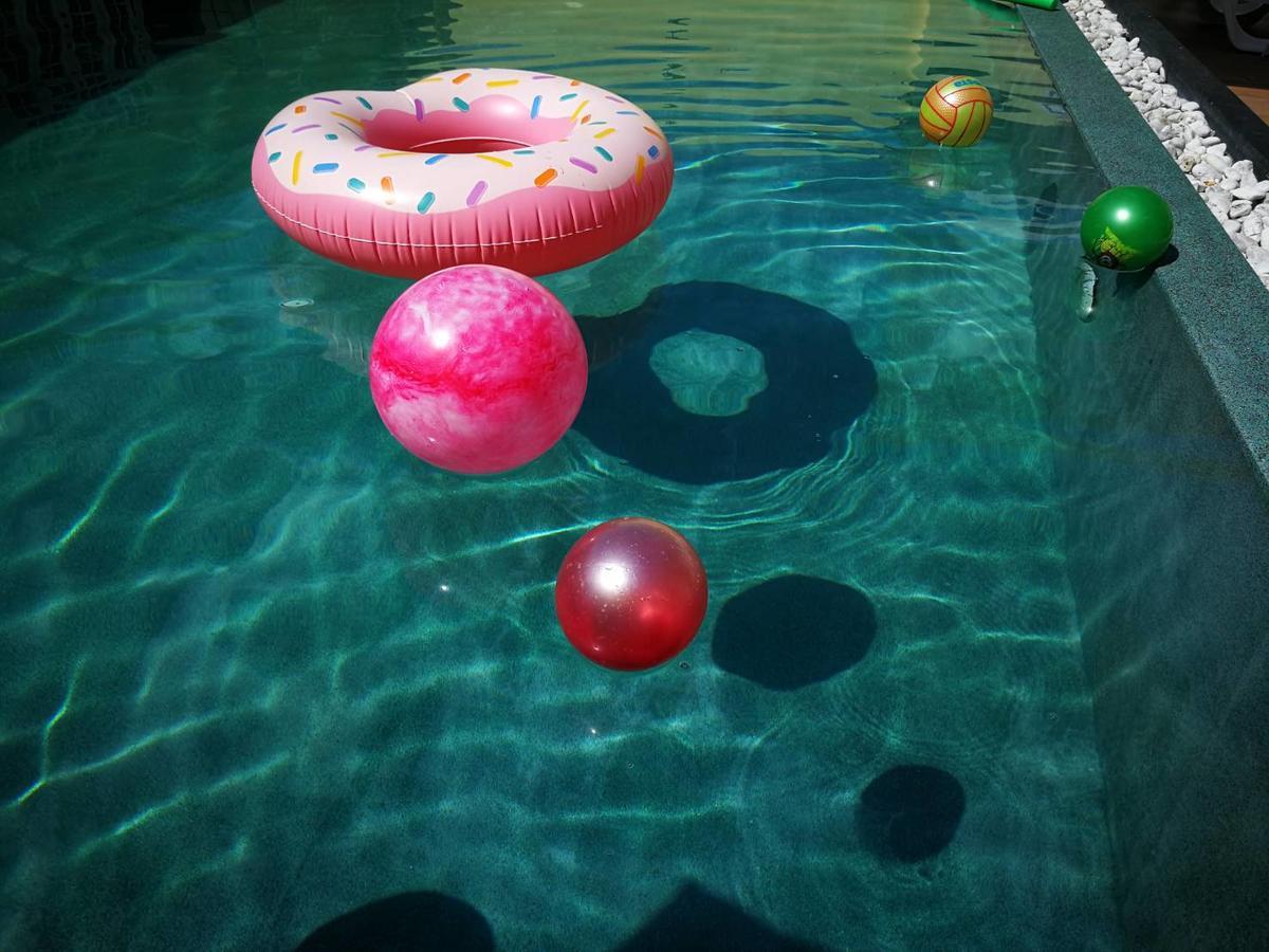 Barefeet Naturist Resort (Adults Only) Bangkok Eksteriør bilde